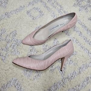 VTG Via Spiga Ruched Leather Pumps